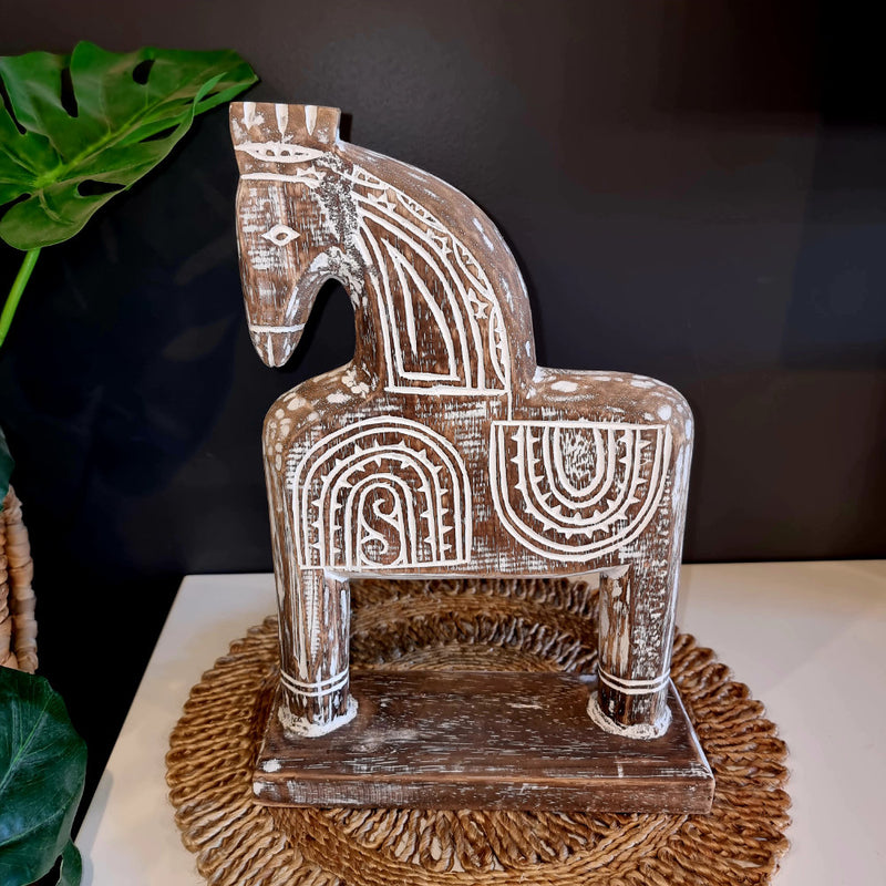 Trojan Horse on Stand Natural (Medium)