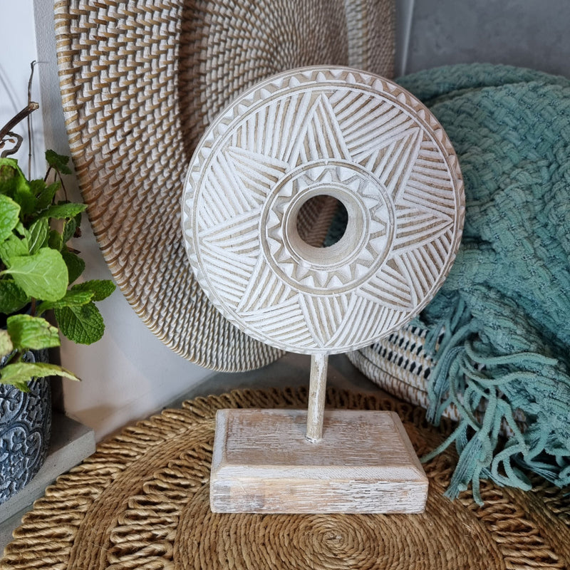 Circle on stand White Wash (Small)